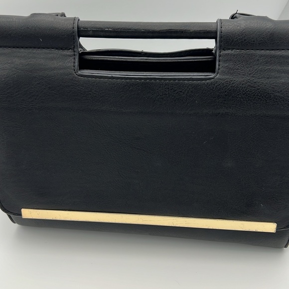 Beautiful stylish bag perfect for the office! - Picture 2 of 5